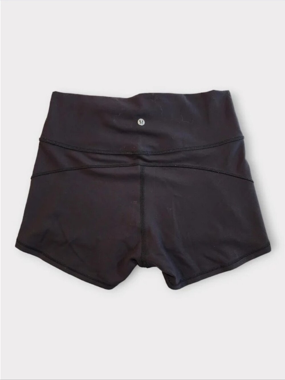 Size 10 - Lululemon In Movement Short *Everlux 2.5*